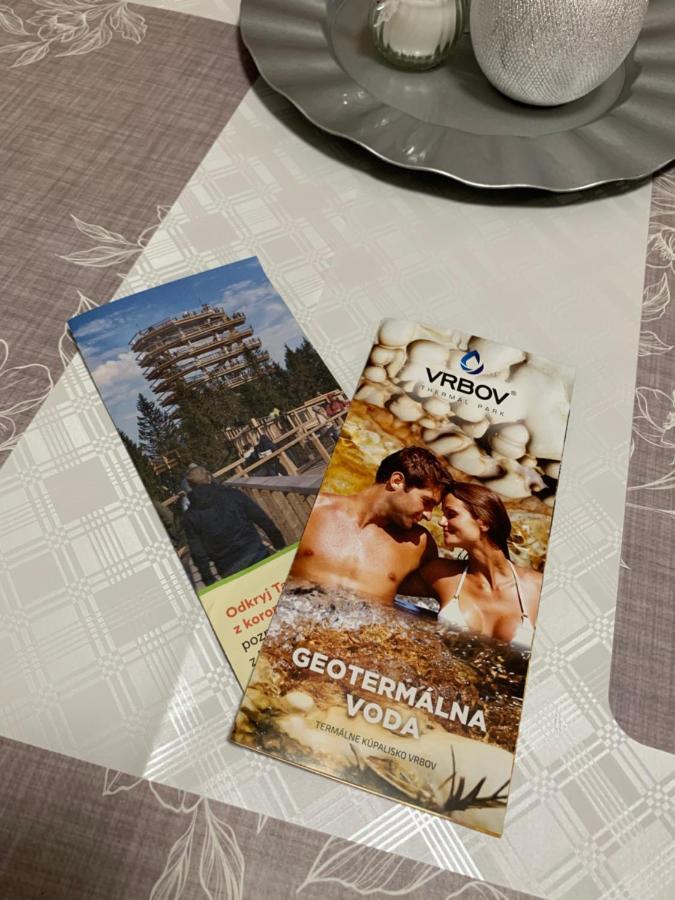 Apartmanovy Dom Magda Vrbov Bagian luar foto
